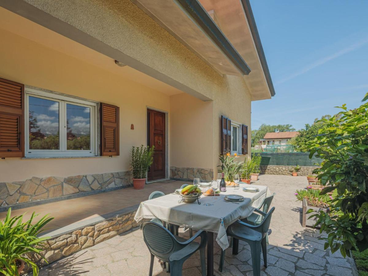 Apartment Emiliano By Interhome Marina di Massa Luaran gambar